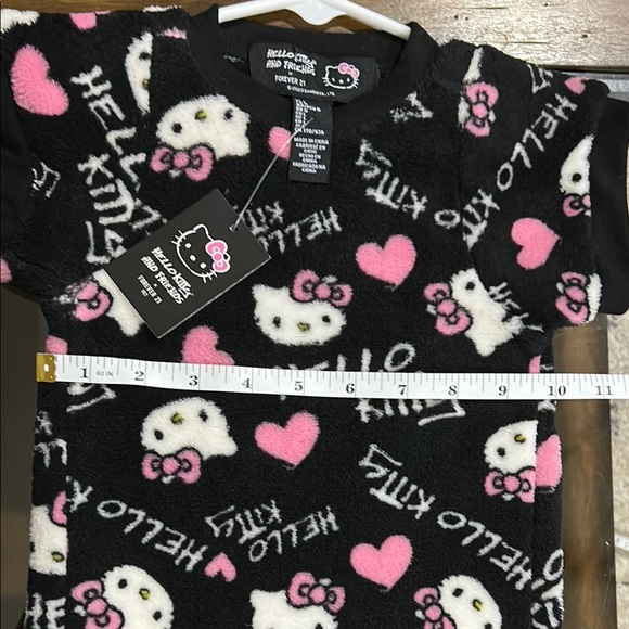 Hello Kitty Black and Pink Short Sleeve Tee for Small Pets - Picture 10 of 10